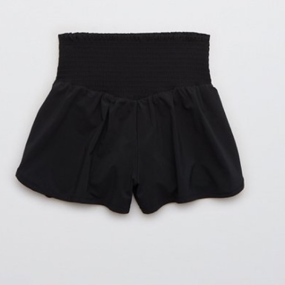 Offline by Aerie Real Me Size Large Black Smocked Running Shorts